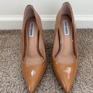 Steve Madden Caramel Patent Heels